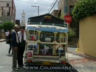 CHIVA RENAULT4
CARRO TIPICO COLOMBIANO
Keywords: chivas;renault4;carros modificados